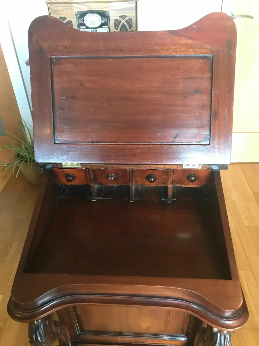 Antique / Vintage furniture - Image 3