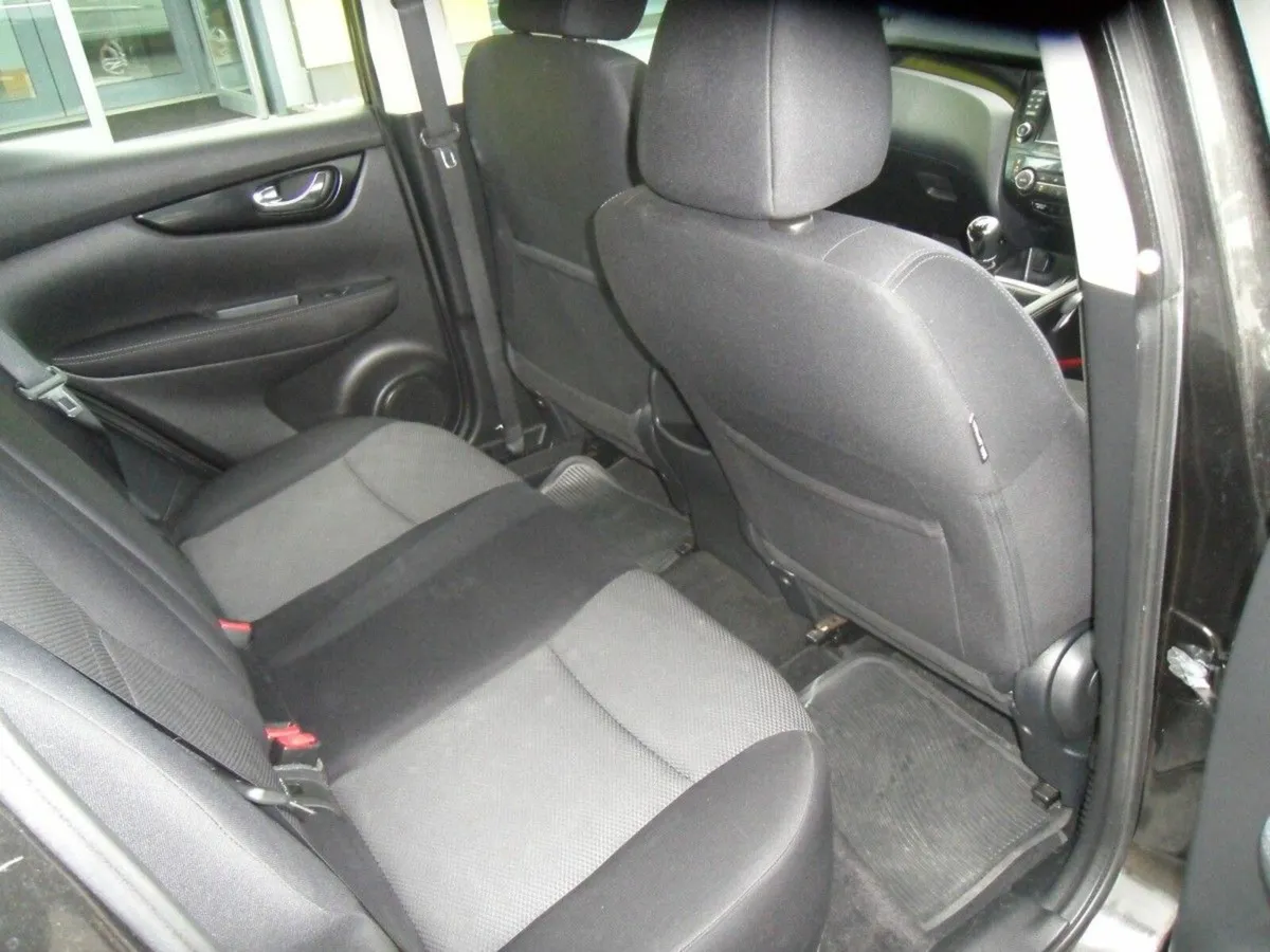 Nissan Qashqai 1.5 DSL SV - Image 4
