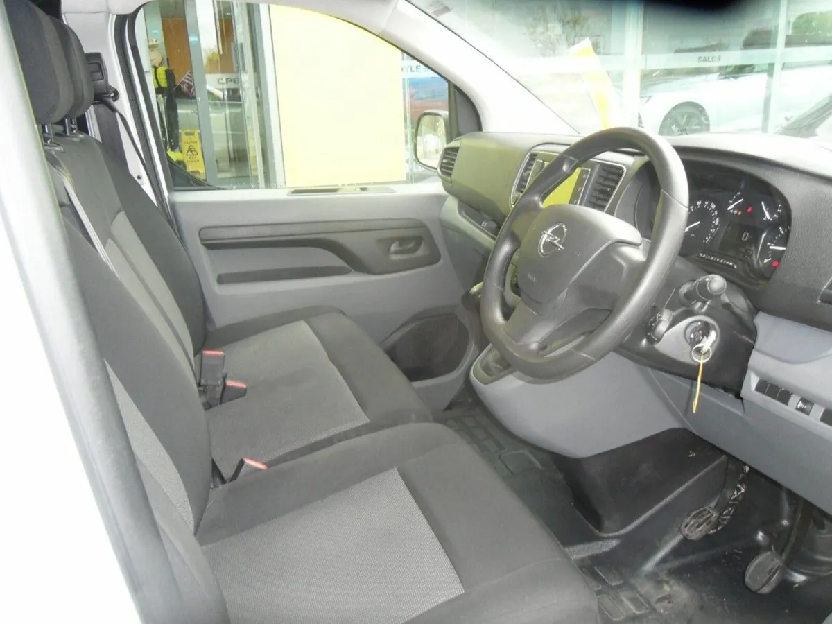 Opel Vivaro VIVARO L2H1-1.5 100BHP -6SP MAN - Image 4