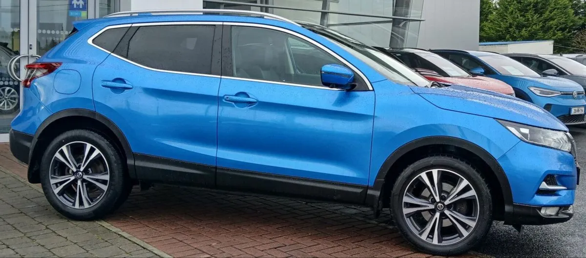 Nissan Qashqai 1.5 DSL DCT SV PREMIUM **AUTOMATIC, - Image 2