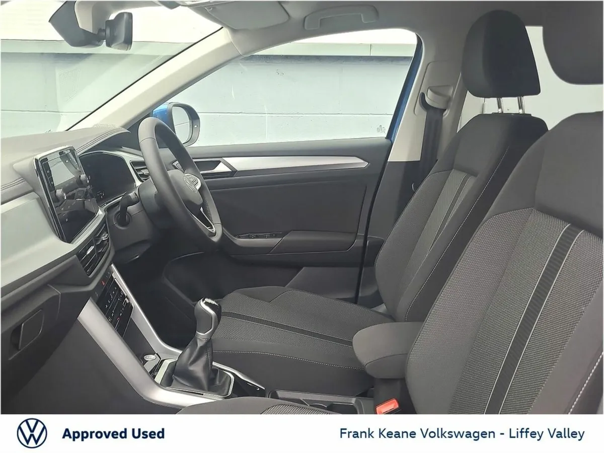 Volkswagen T-Roc EDITION 75 1.0TSI 116BHP *RAVENNA - Image 4