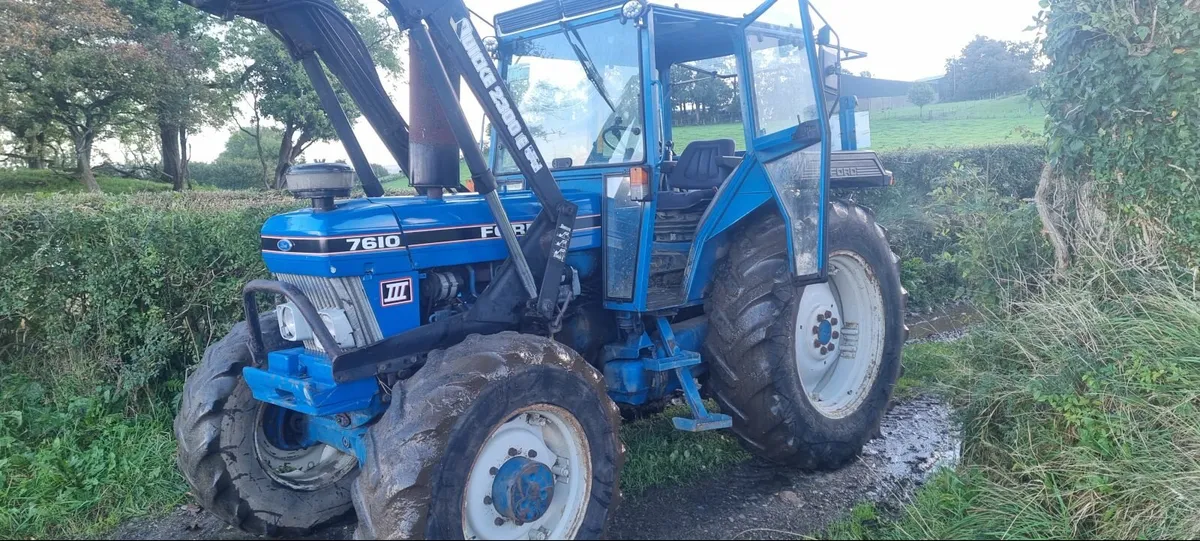 Ford 7610 series 3   Quickie loader 4 wheel  drive - Image 1