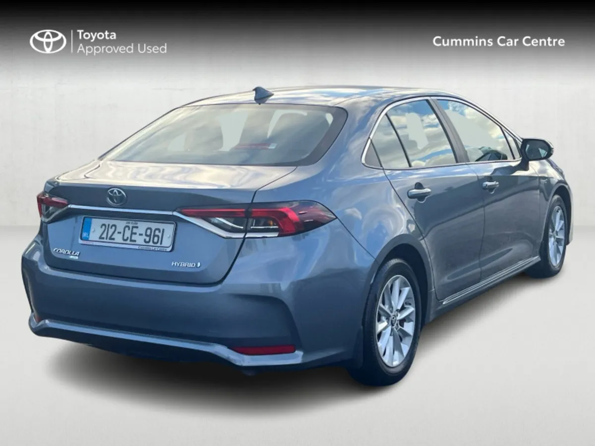 Toyota Corolla HYB LUNA SALOON 4DR AUTO HYBRID - Image 2
