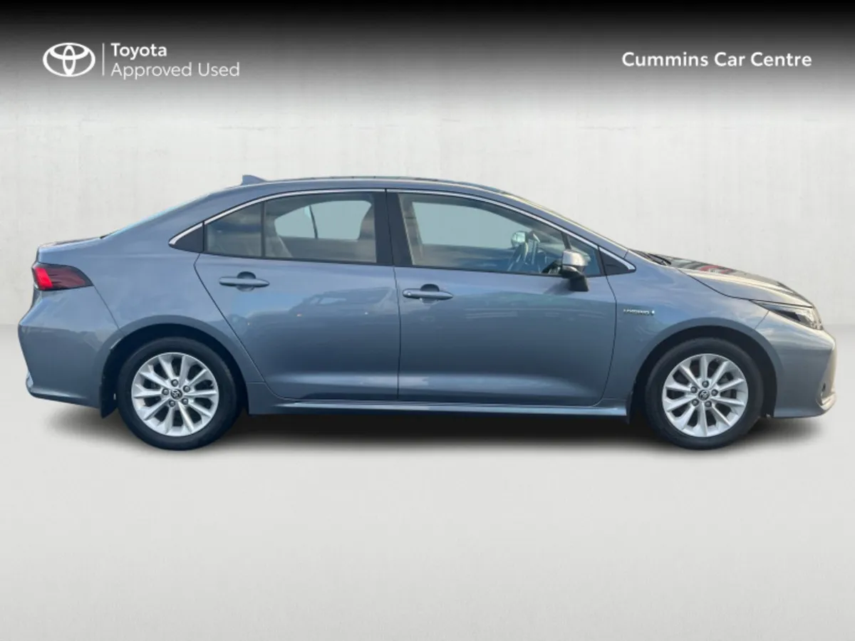 Toyota Corolla HYB LUNA SALOON 4DR AUTO HYBRID - Image 3