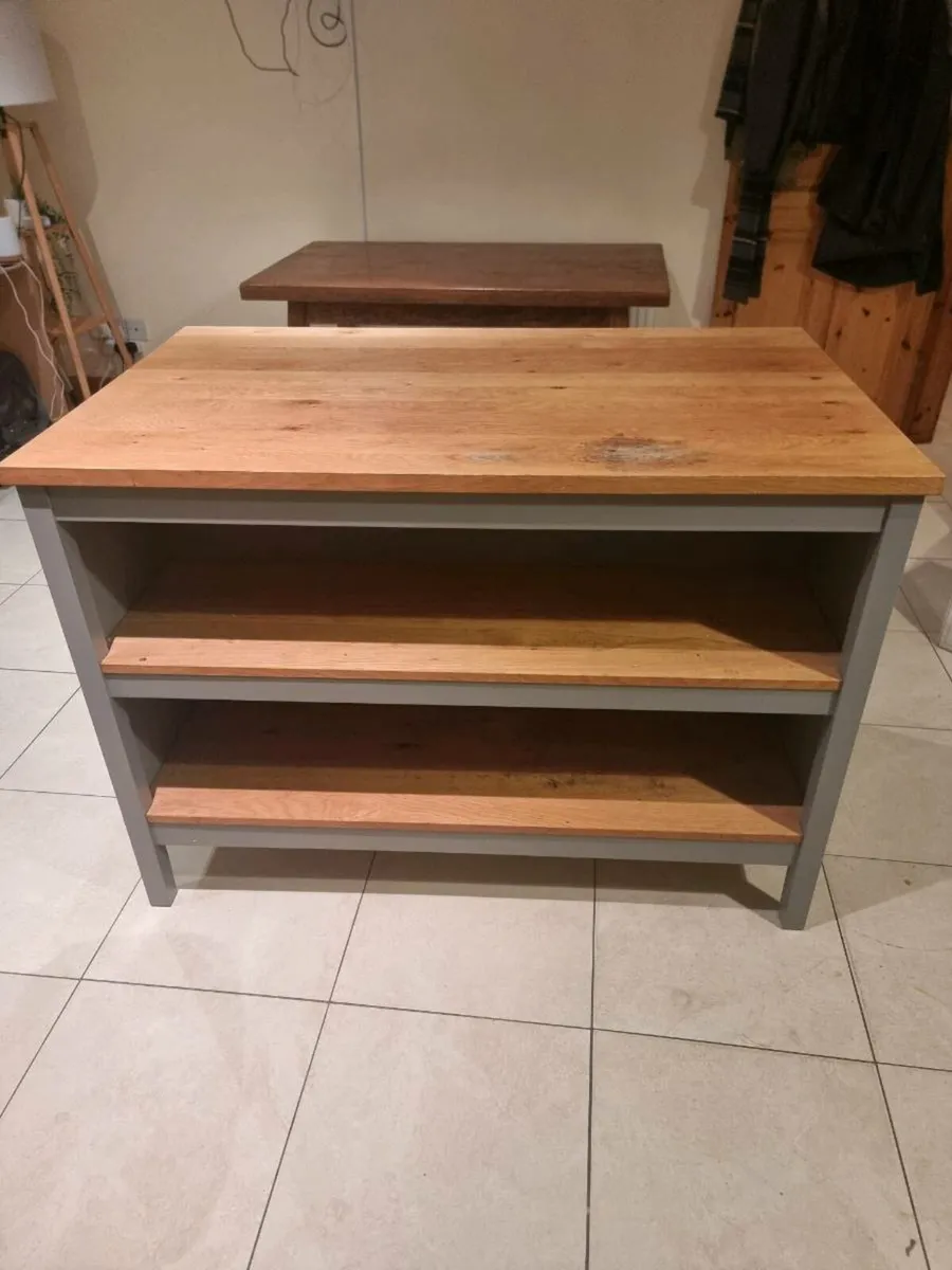 Kitchen Island - Image 2