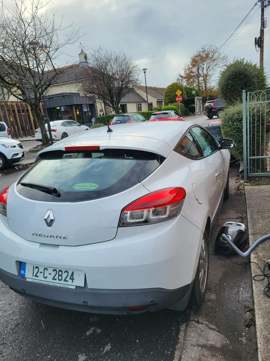 Renault Megane 2012 - Image 2