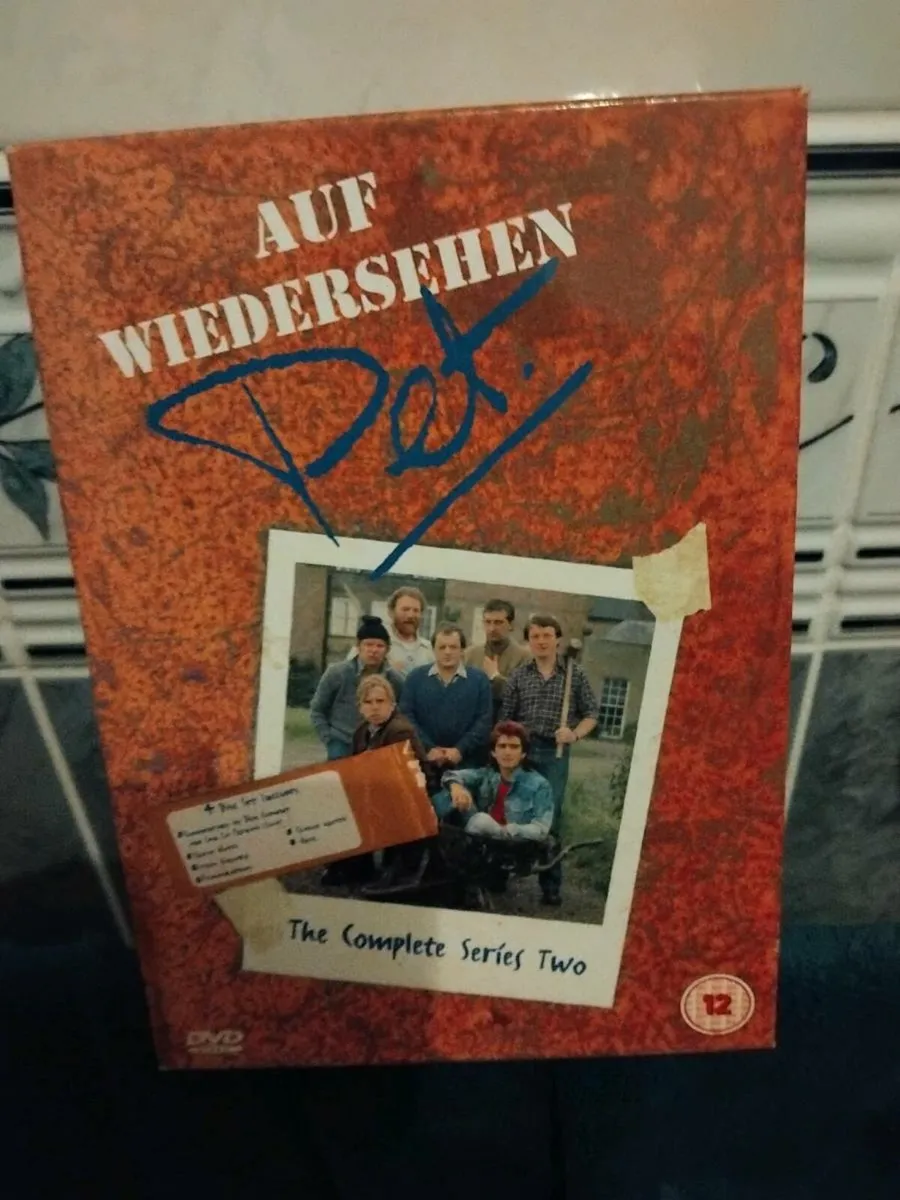 AUF WEIDERSEHEN Pet Box Set 9 Series 2 - Image 1