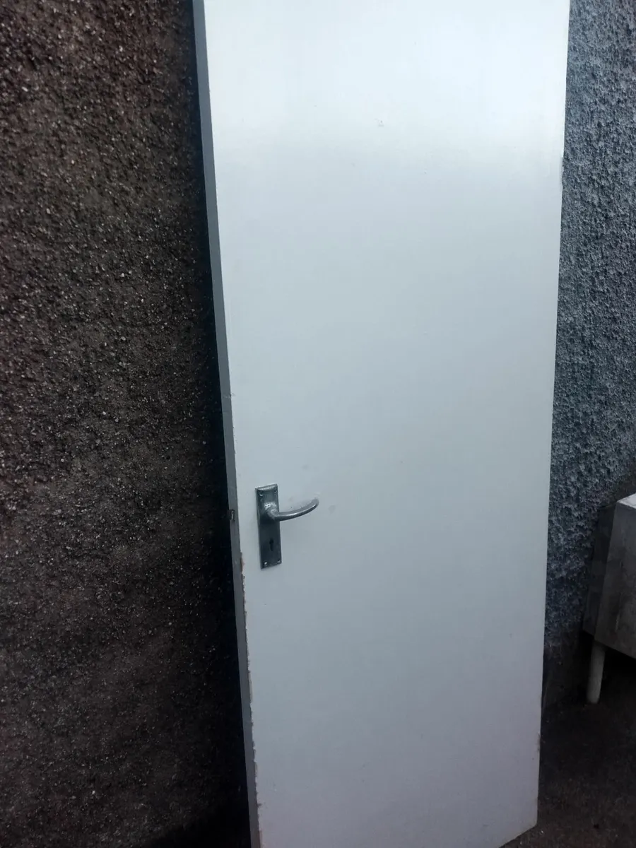 FREE Wooden Interior Door
