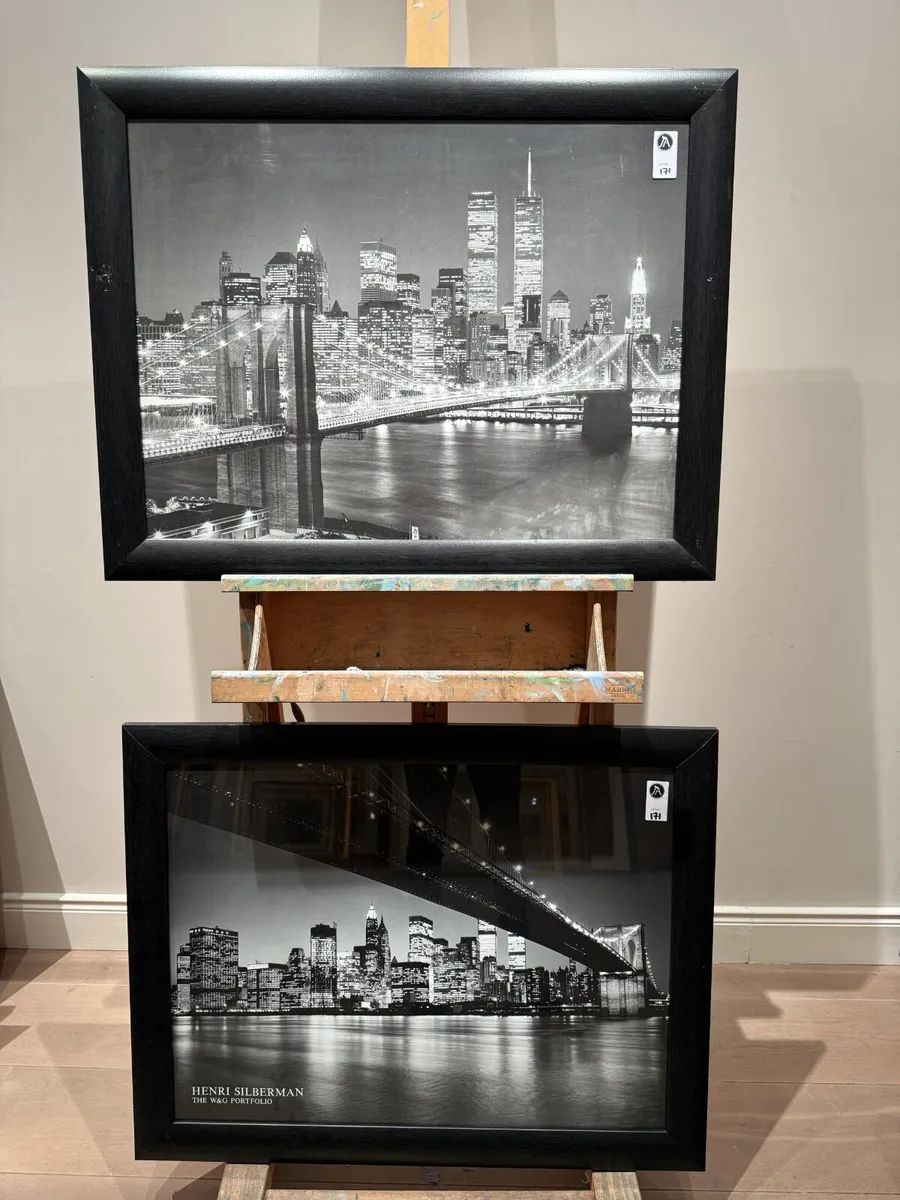 Pair of New York Posters **Online Art Auction** - Image 1