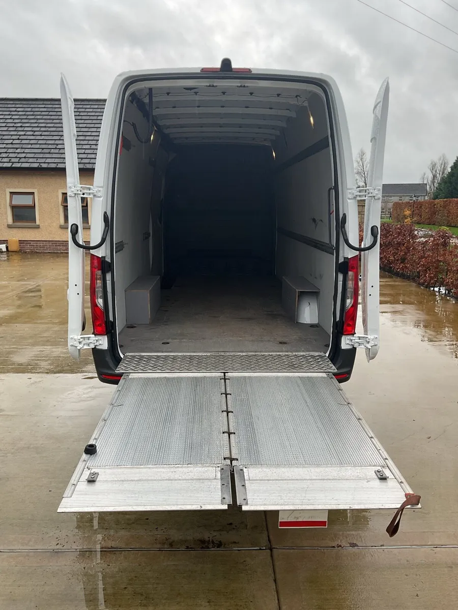 2023 Sprinter LWB with Taillift - Image 1