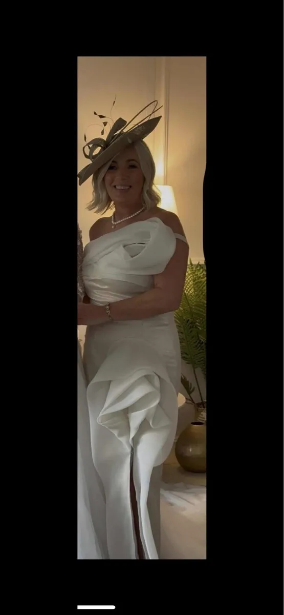 Mother of the bride dress - Image 2