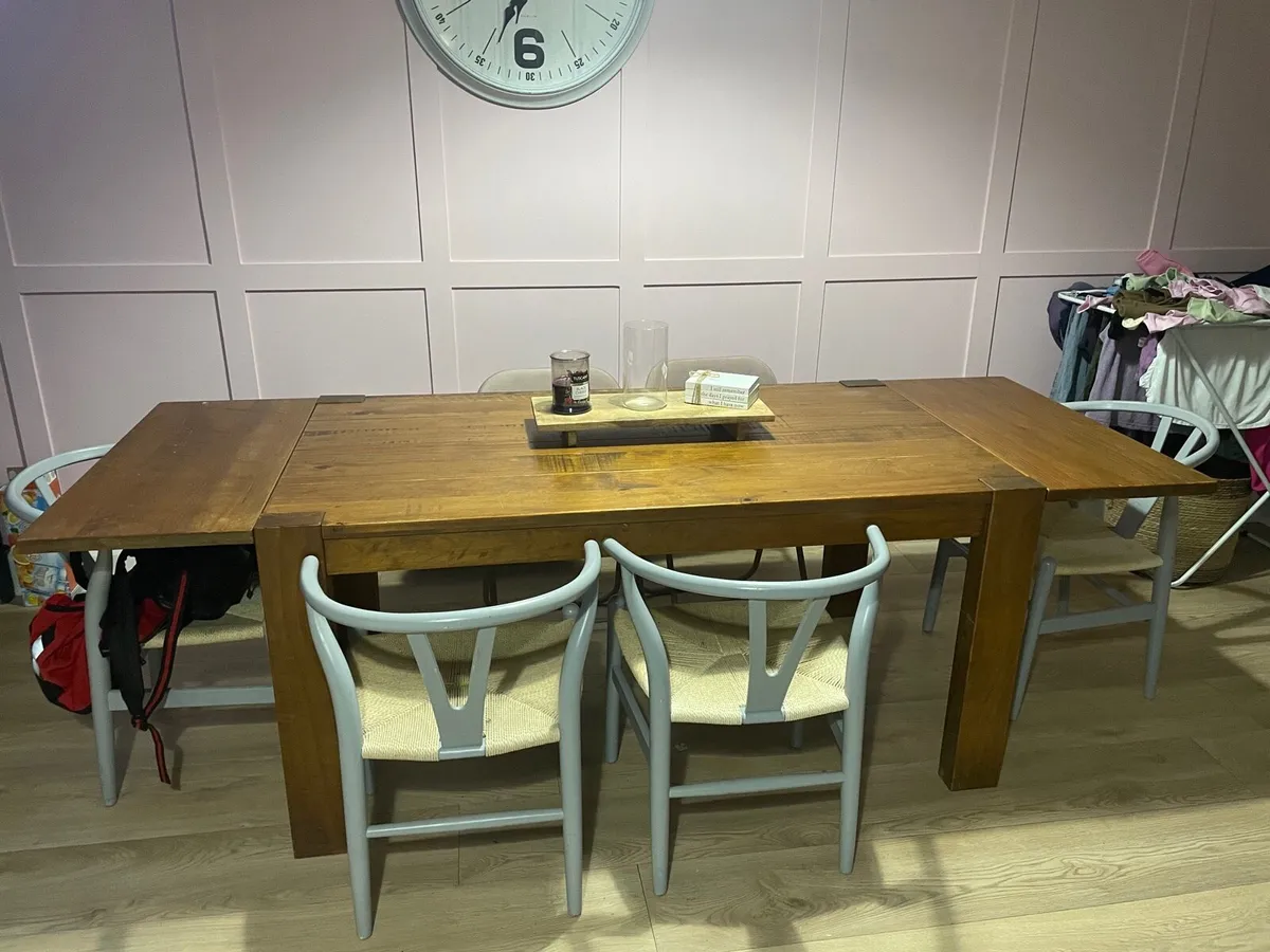 Kitchen table - Image 3