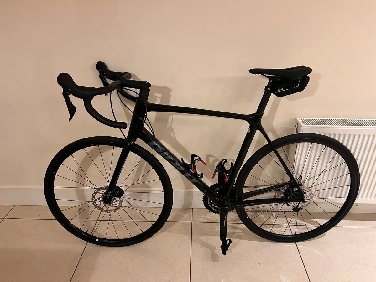 GIANT TCR Advanced 2 disc- PC Carbon - Image 1