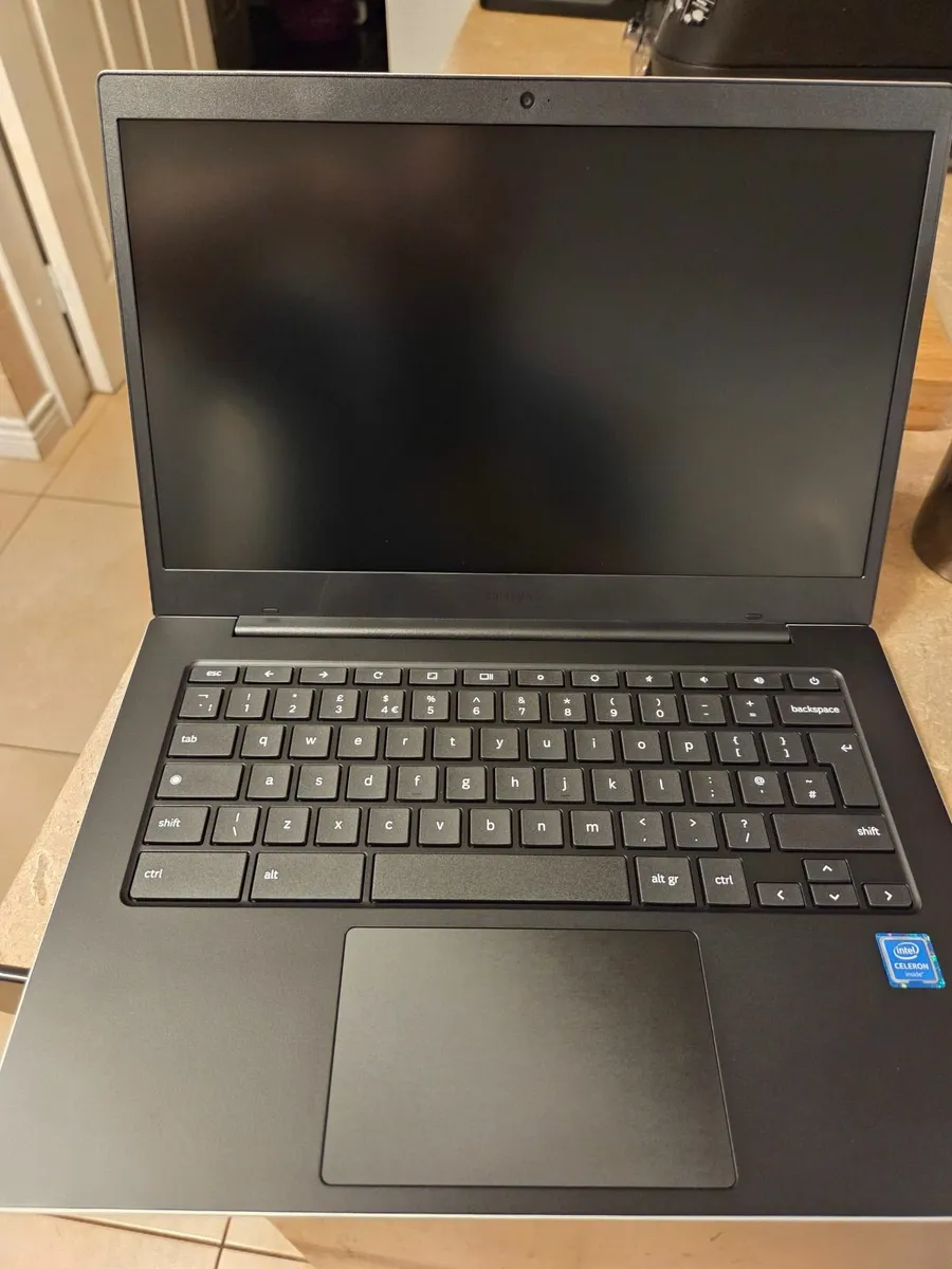 BRAND NEW Chromebook Go 340XDA-KA2 - Image 2