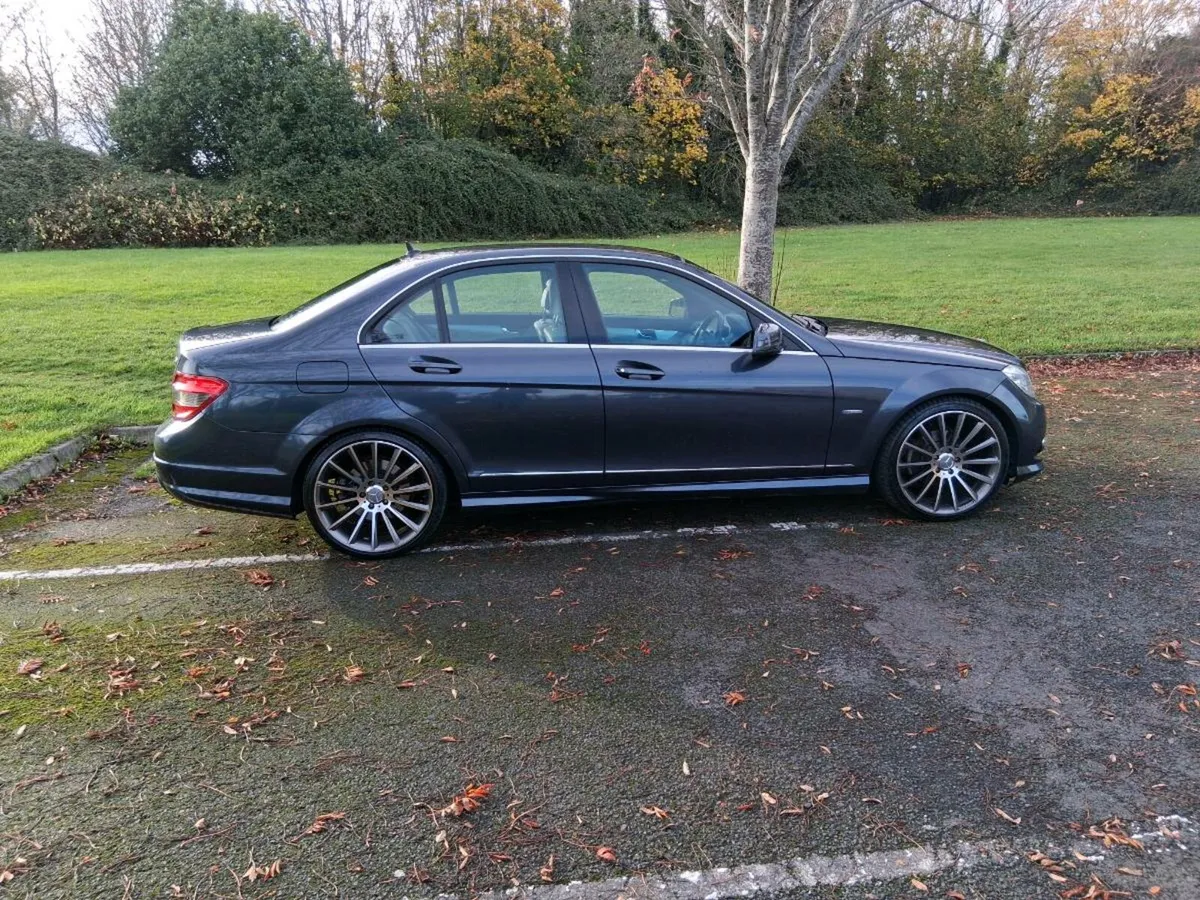 Mercedes c200 - Image 2