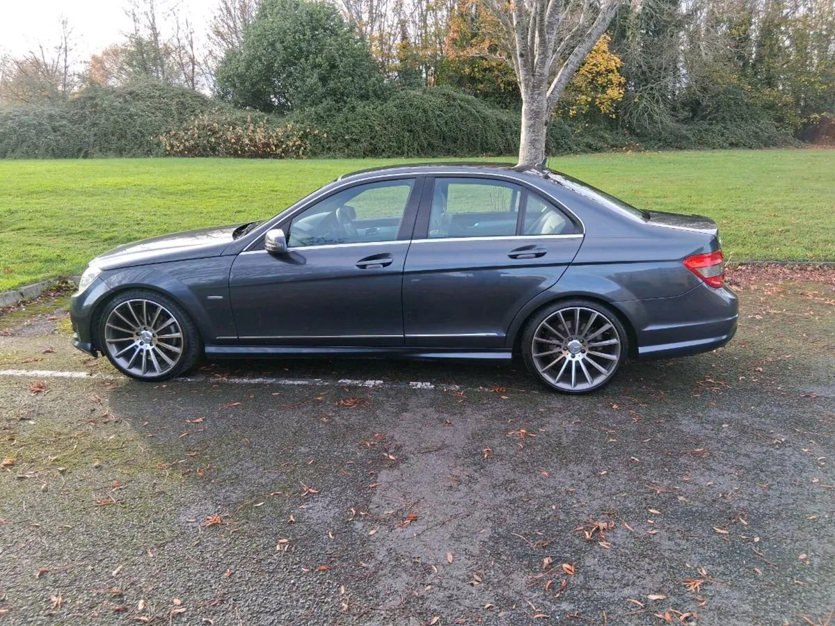 Mercedes c200 - Image 4