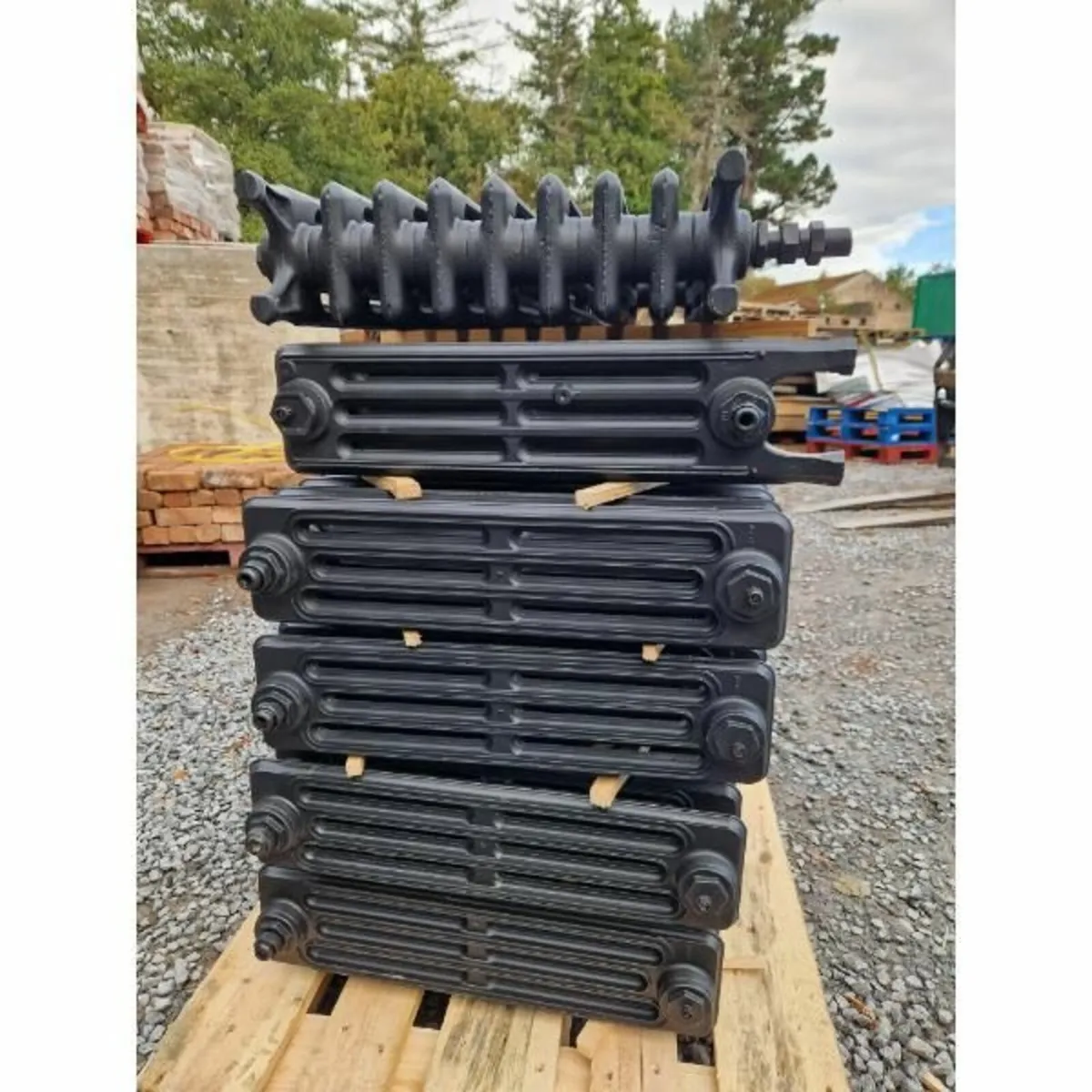 Reclaimed Cast Iron Radiators - Image 4