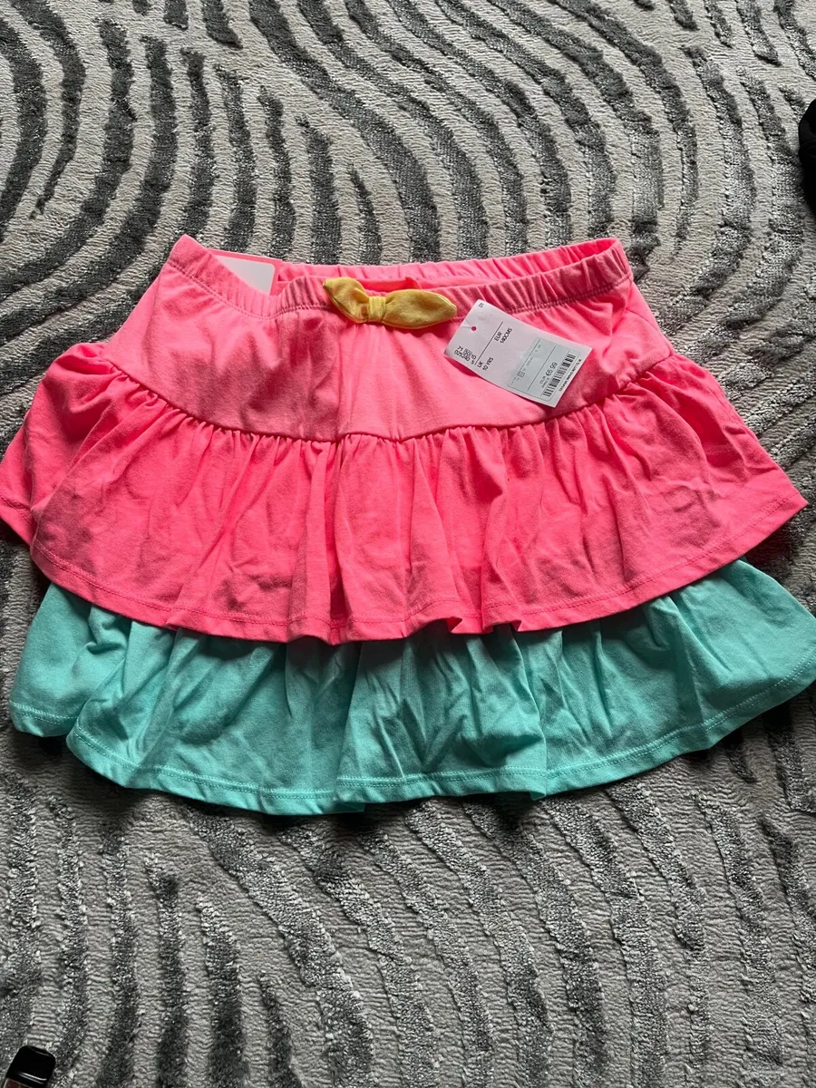 Girls clothes - Image 1