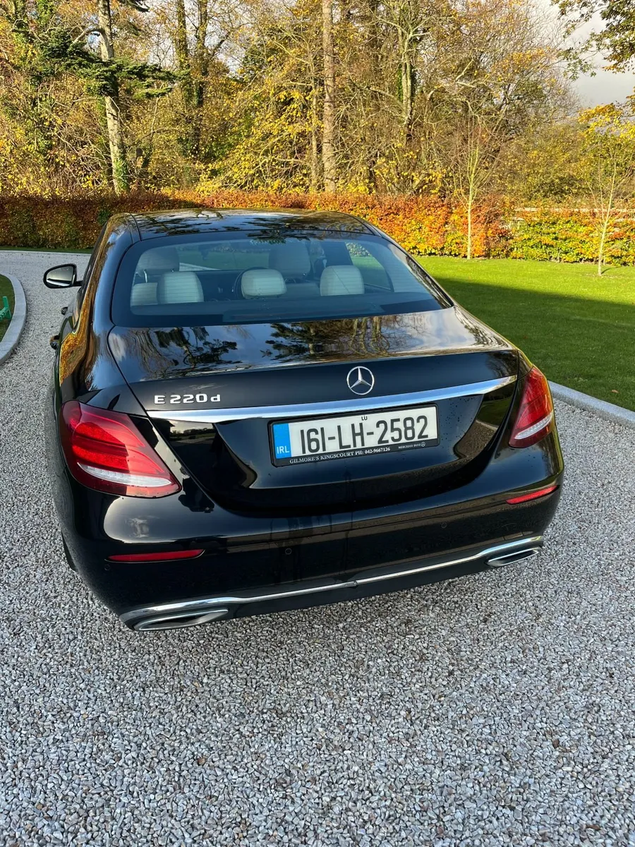 Mercedes-Benz E-Class 2016 - Image 3