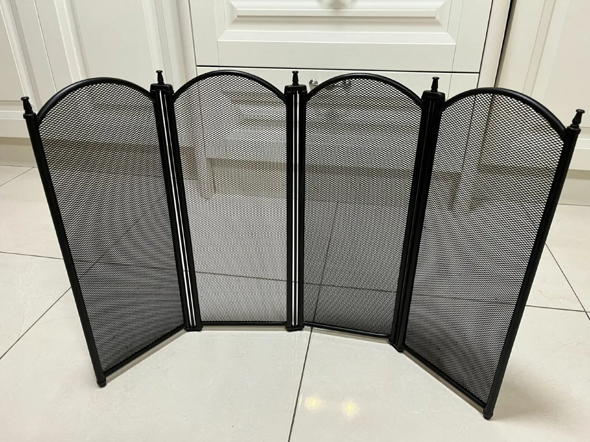 4 Fold Black Fire Screen / Open Fire Spark Guard - Image 4