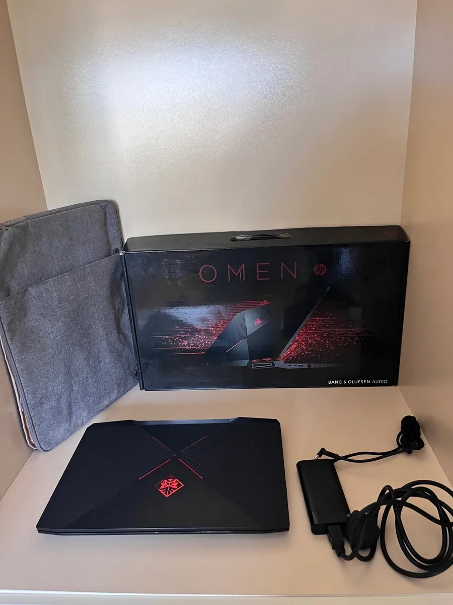HP Omen 15.6” Gaming Laptop - Image 4
