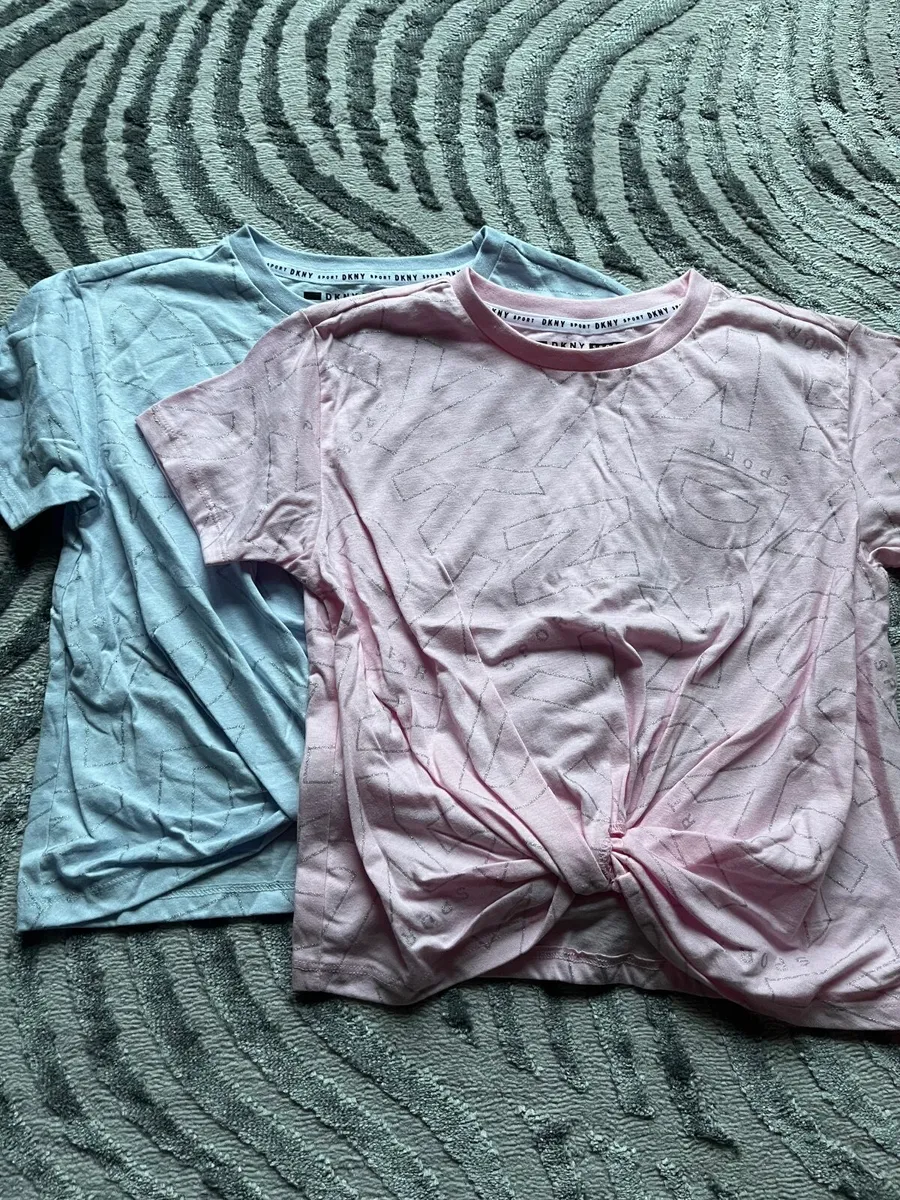 Girls clothes - Image 1