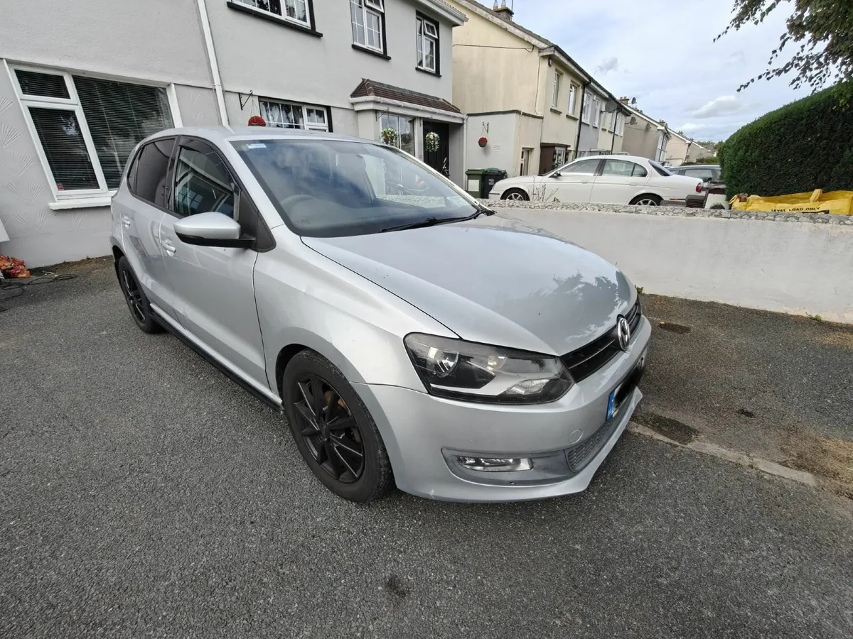 Volkswagen Polo 2010 - Image 1