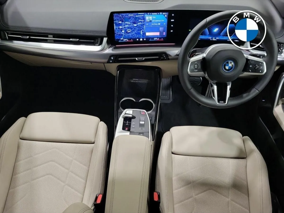 BMW iX1 eDrive20 M Sport - Image 4