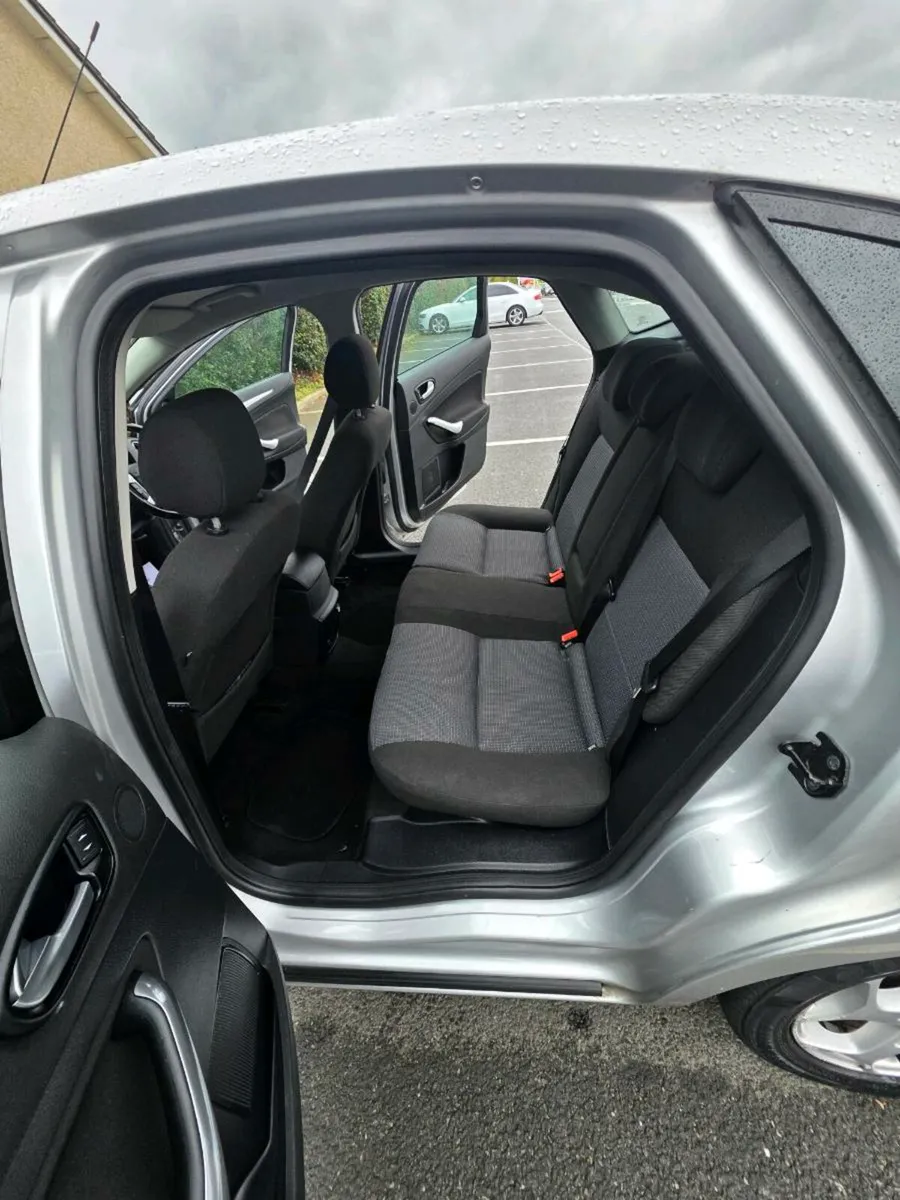 Ford Mondeo 09 - Image 4