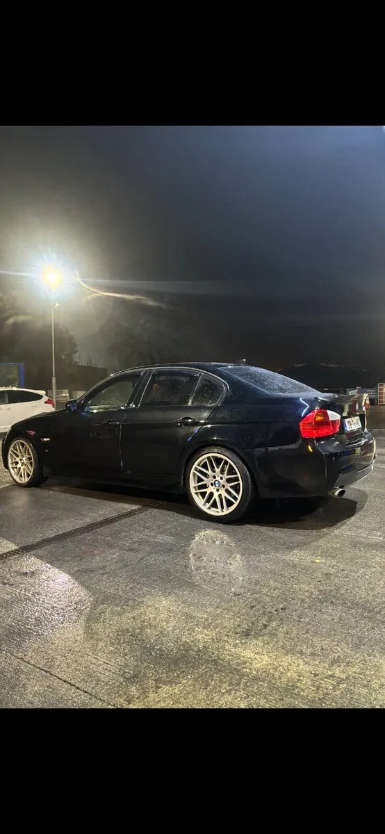 BMW 3-Series *PASSED NCT ON 11/11/2025* - Image 4