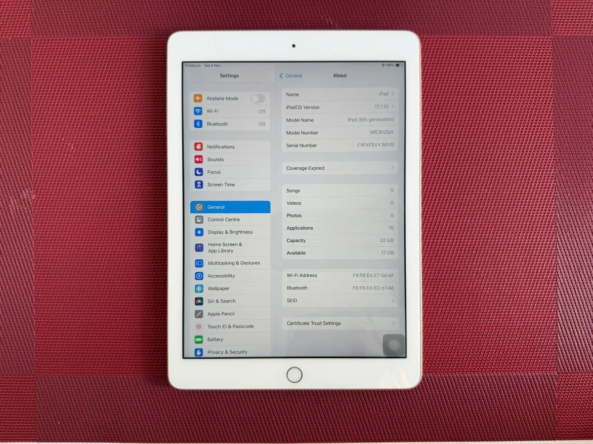 iPad 6th Generation - Image 2