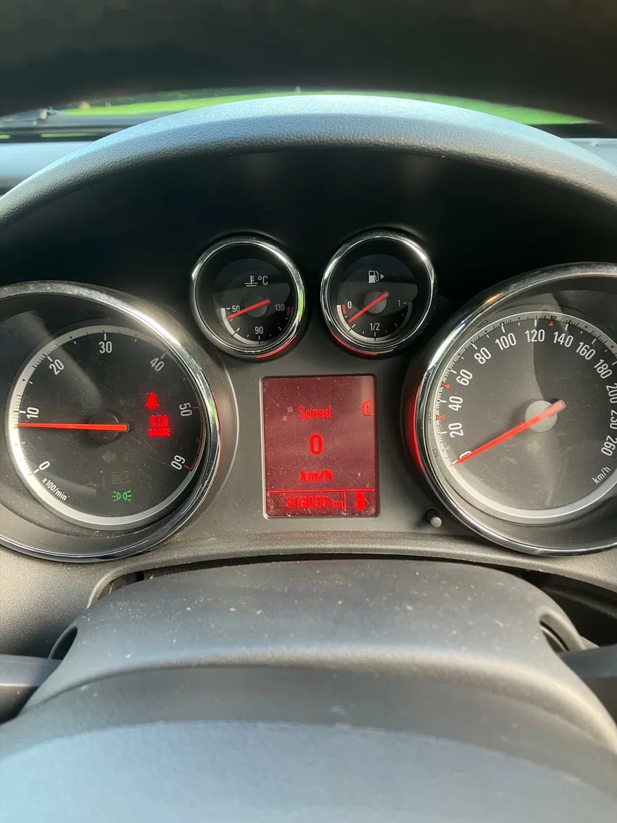 Open Astra 2012 - Image 3