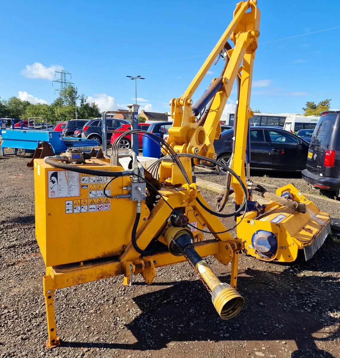 Bomford Kestrel Pro Trim Hedgecutter hedge cutter - Image 2