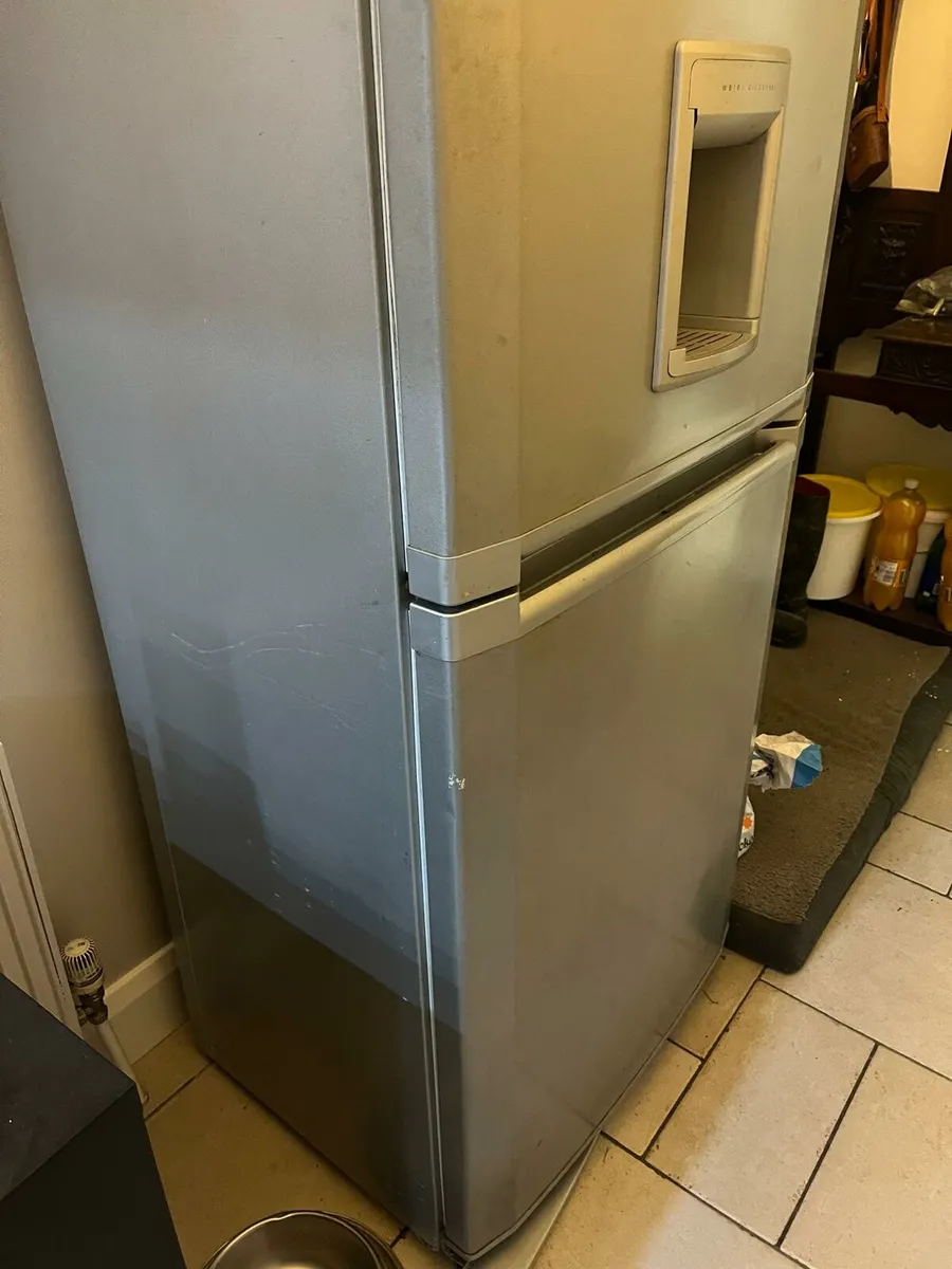 Beko fridge freezer - Image 3