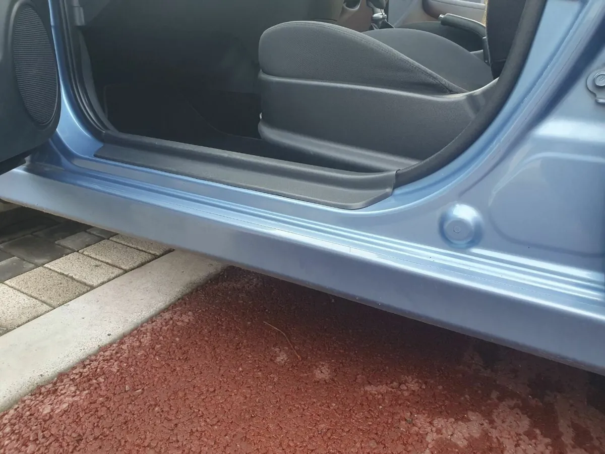 2011 HYUNDAI i30CW COMFORT WAGON 1.6 DIESEL - Image 3