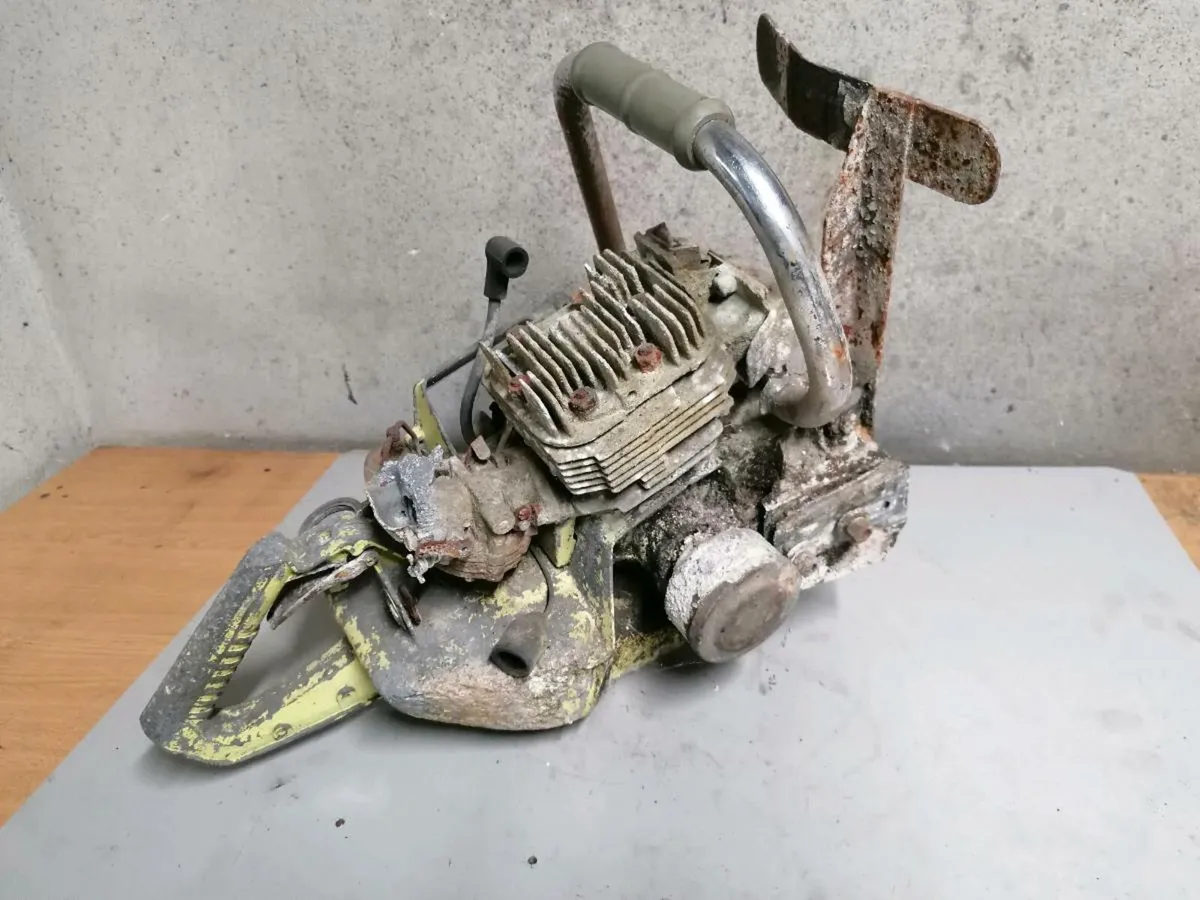 Danarm Chainsaw For Parts Only - Image 2