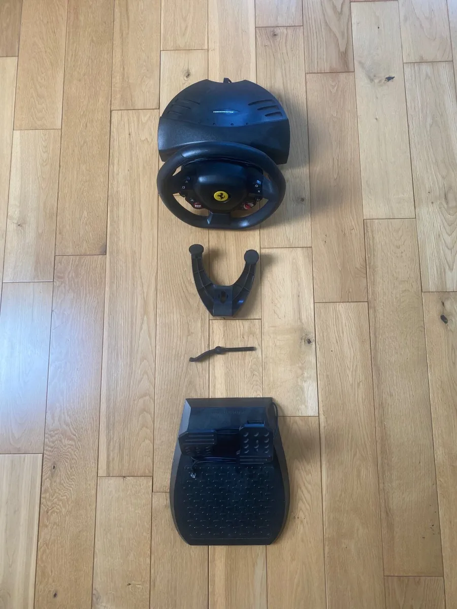 THRUSTMASTER - T80 Ferrari 488 GTB Edition Racing - Image 1