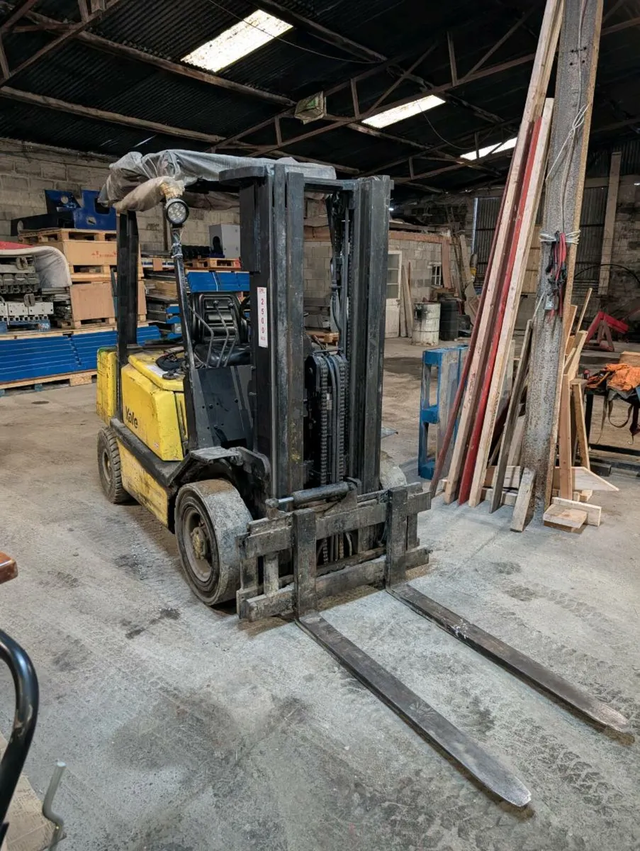 Yale diesel forklift - Image 1