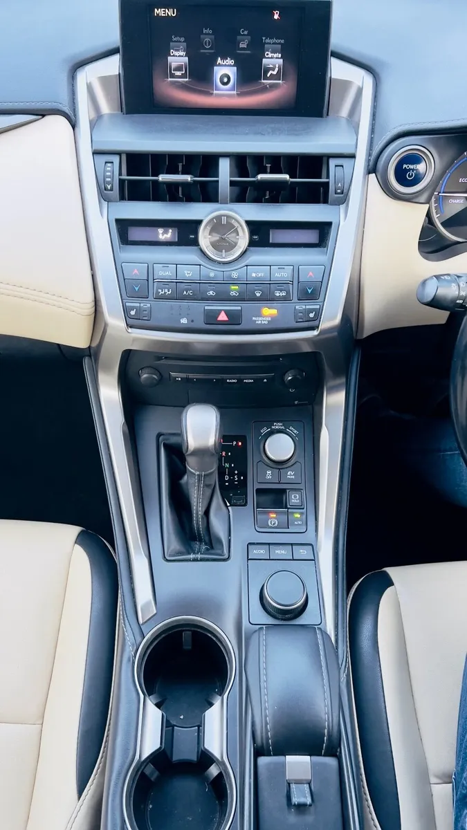 Lexus NX 2015 - Image 3