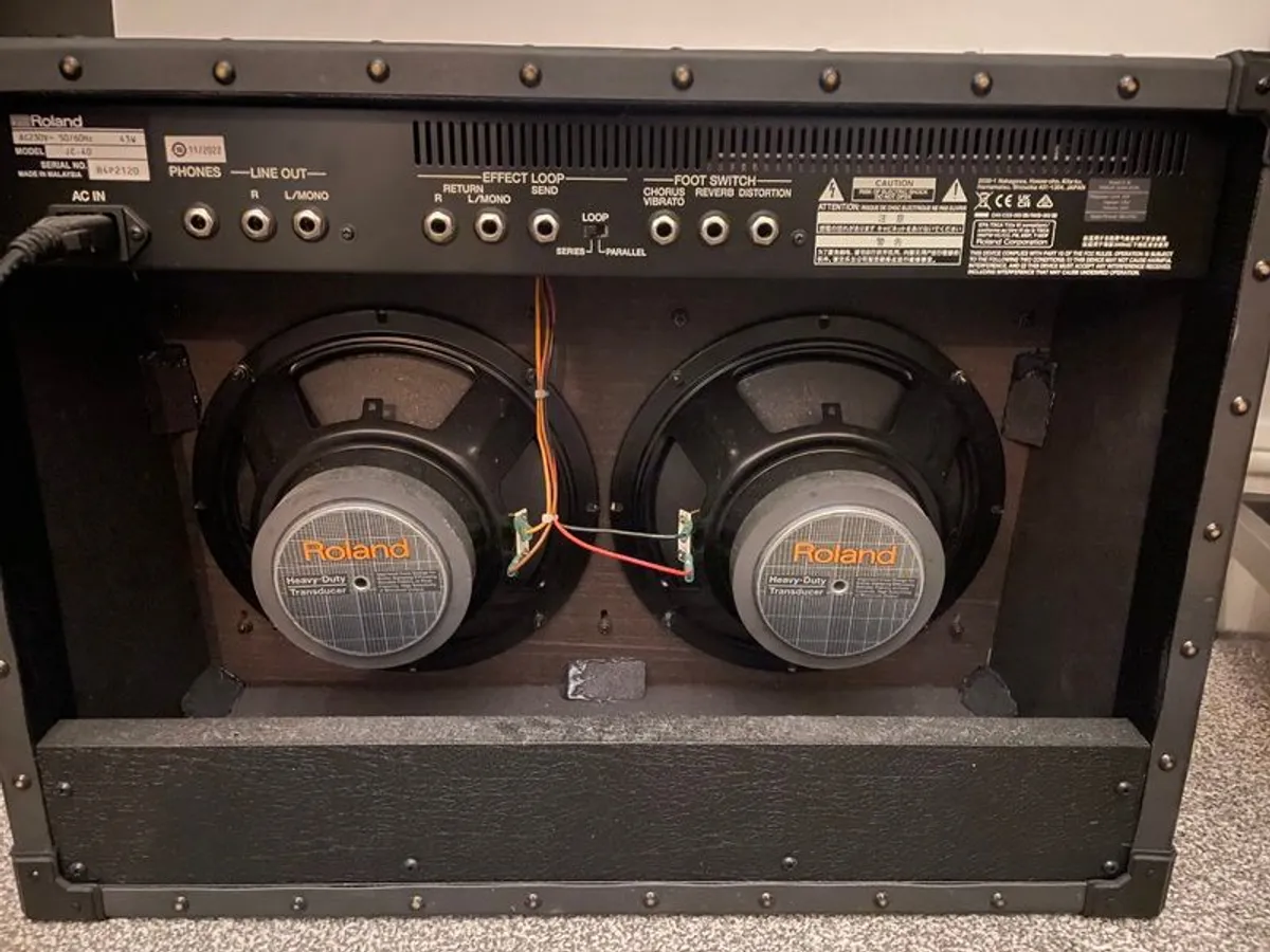 Roland Jazz Chorus JC-40 amp - Image 2