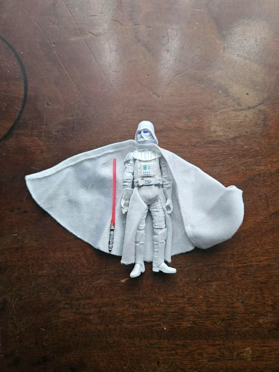 Star Wars White Darth Vader Comic Pack - Image 1