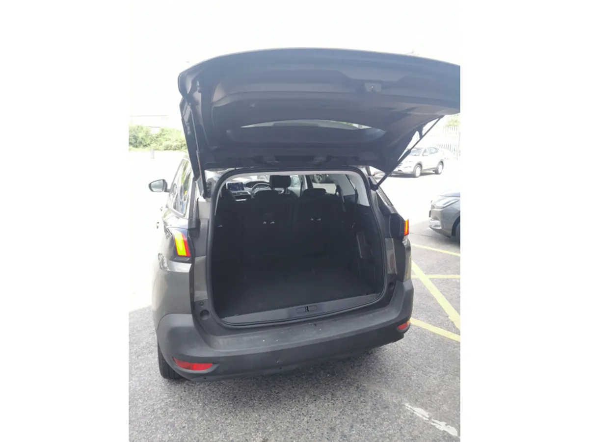Peugeot 5008 ACTIVE 1.2 130 6.2 4DR - Image 3