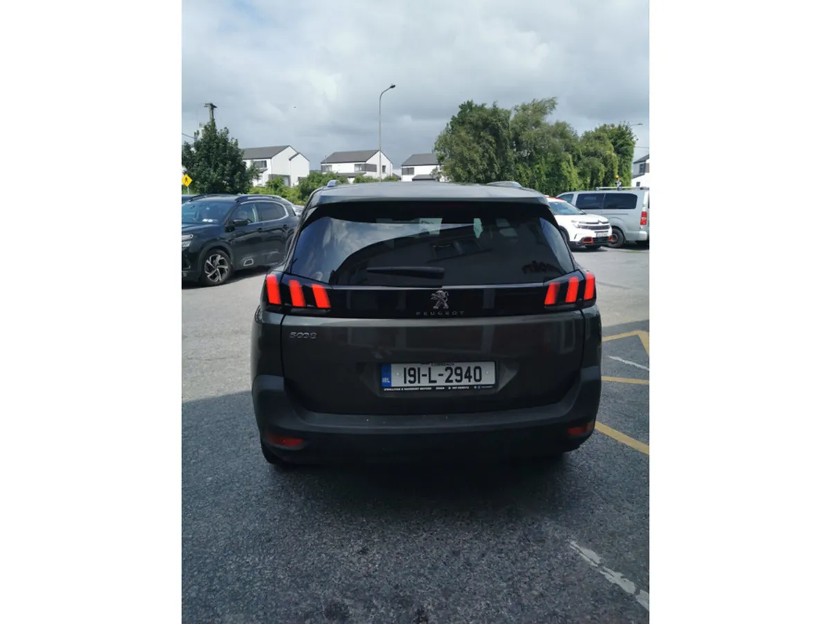 Peugeot 5008 ACTIVE 1.2 130 6.2 4DR - Image 4