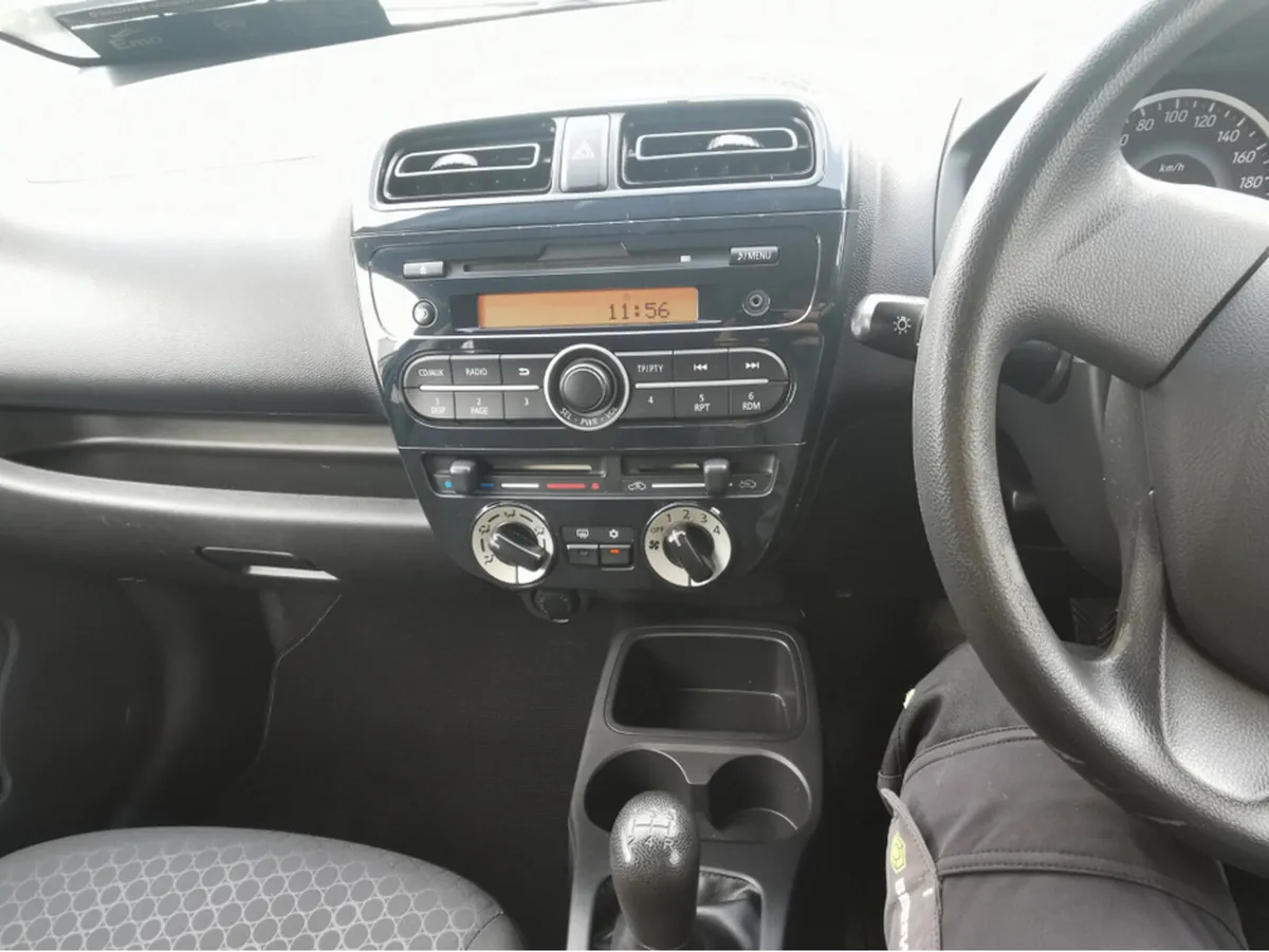 Mitsubishi Space Star 1.0 INVITE MT 4DR - Image 3