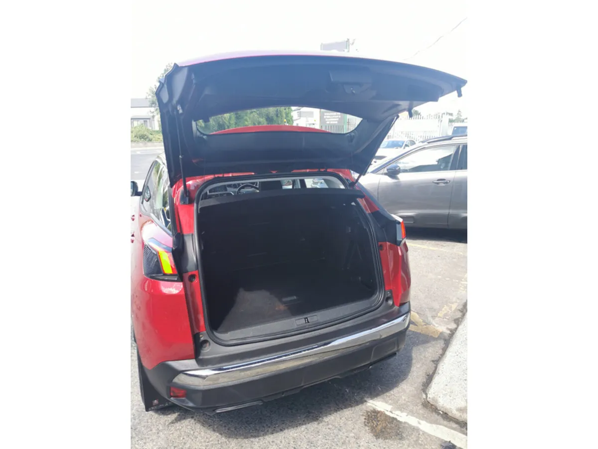 Peugeot 3008 ACTIVE 1.6 BLUE HDI 120 4 4DR - Image 2