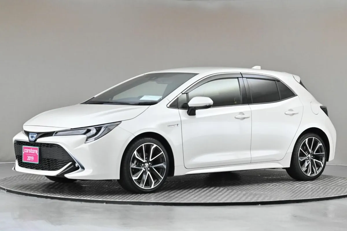 Toyota Corolla 1.8 HYBRID SPORT **REVERSE CAM**SPO - Image 4