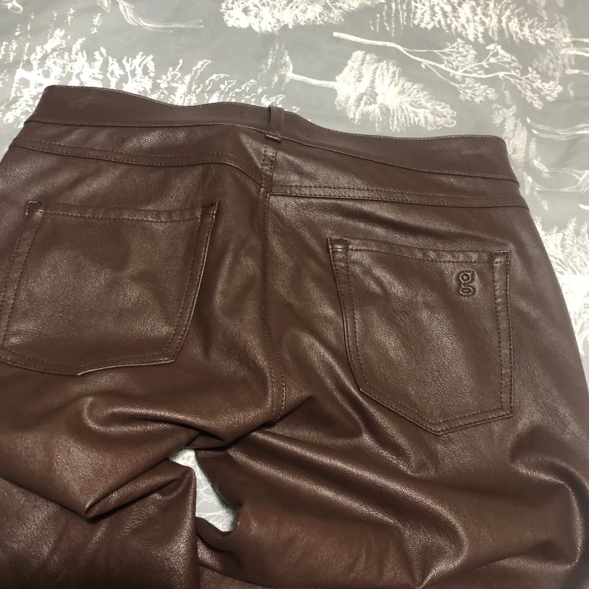 Ladies leather trousers size 12 €15 - Image 3
