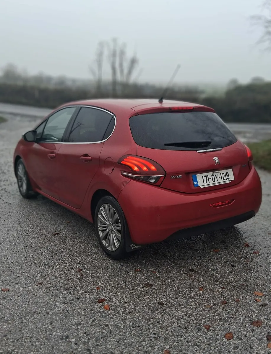 2017 peugeot 208 - Image 4