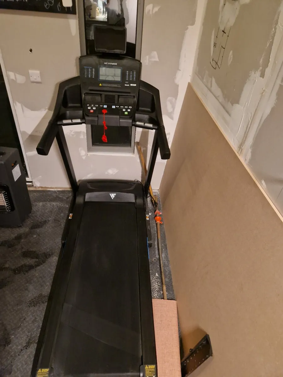 TREADMILL (NEVER USED) - Hit Fitness H5 - Image 3