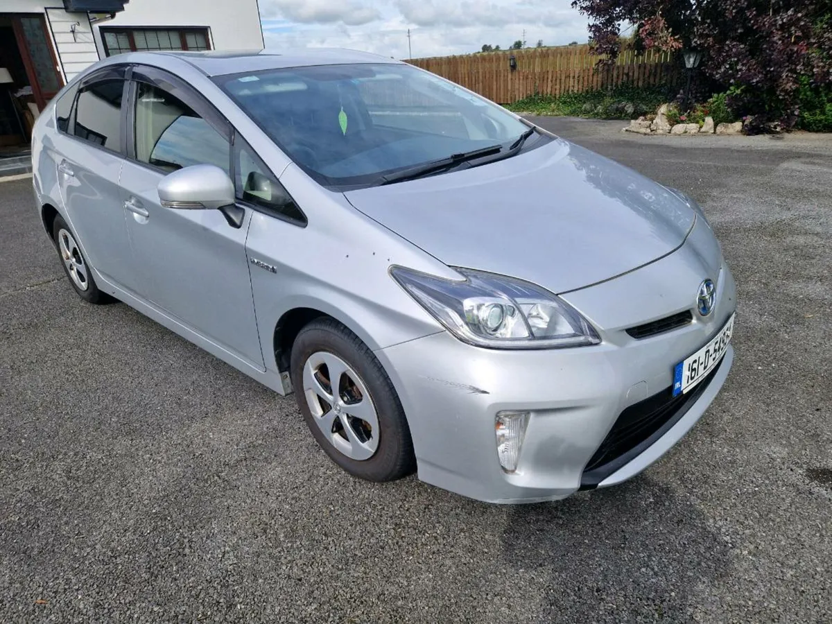 Toyota Prius Hybrid - Image 2
